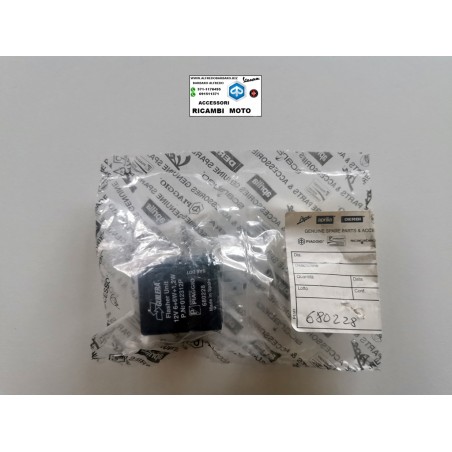 Relè comando lampeggiatori vespa gts super gts primavera sprint originale piaggio 680228