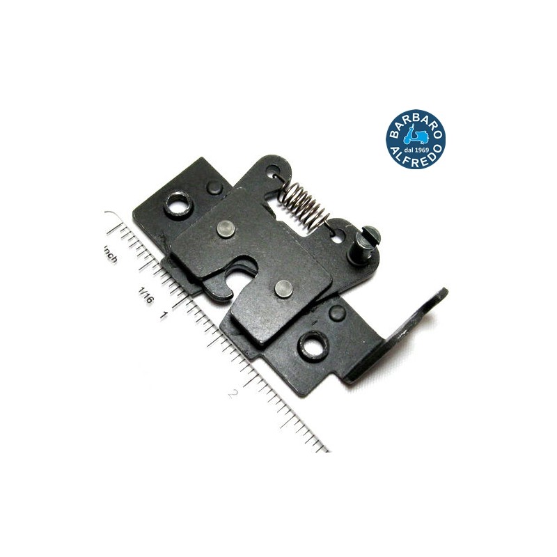 SERRATURA SELLA VESPA GT GTS 125 200 250 300 ORIGINALE PIAGGIO CM023703