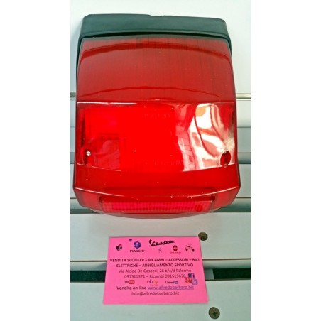 Fanale posteriore com vespa p 125-150x-200E  px 125-150-200e sim- 162740 cif 1786
